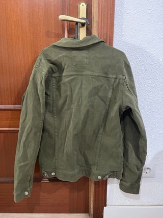 Chaqueta Zara Verde Oliva