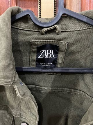 Chaqueta Zara Verde Oliva