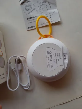 Máquina de ruido blanco portátil para bebés