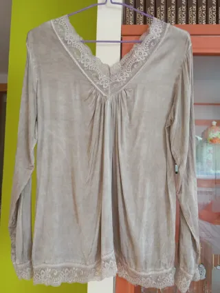 Blusa Italy Moda encaje