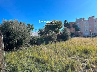Terreno en venta en Pla de Sant Pere-Les Salines en Cubelles