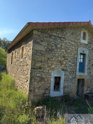 Chalet en venta en Entrambasaguas