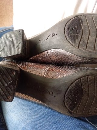 Zapatos Unisa plateados talla 37