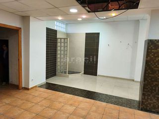 Local comercial en alquiler en Alcoy/Alcoi