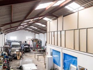 Nave industrial en venta en Humanes de Madrid