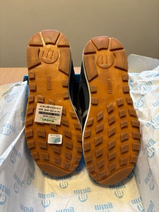 Nuove scarpe da ginnastica MTNG per bambini, taglia 36