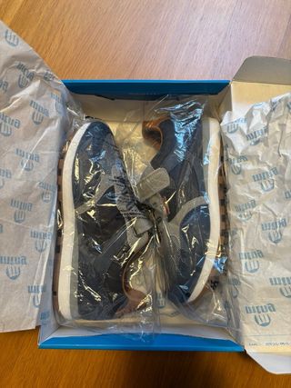 Nuove scarpe da ginnastica MTNG per bambini, taglia 36