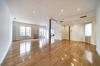 Piso en alquiler en Almagro en Madrid