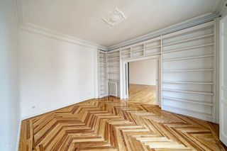 Piso en alquiler en Almagro en Madrid