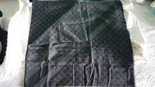 Stola Gucci in lana e seta