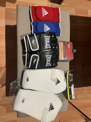 Guantillas MMA Everlast y Protecciones Adidas