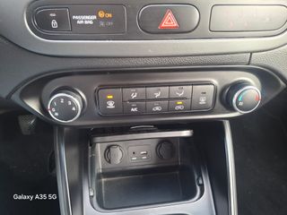 KIA Carens 1.7 CRDi 16v VGT 115 CV