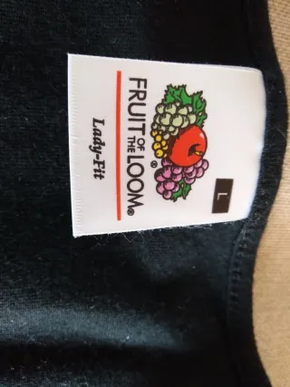 Camiseta Krakow Athletic Fruit of the Loom Negra