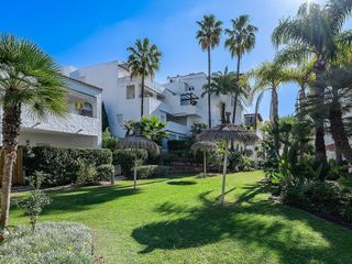 Casa adosada en alquiler en Los Monteros - Bahía de Marbella en Marbella