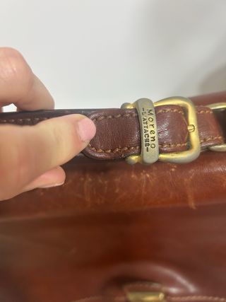 Maletín de piel marrón