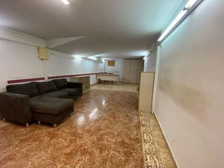 Local comercial en venta en Sanfeliu en Hospitalet de Llobregat, L´