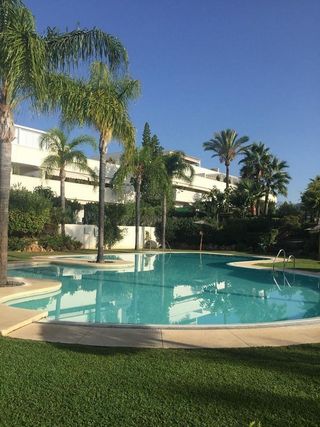 Piso en alquiler en Nueva Andalucía centro en Marbella