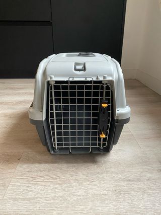 Transportín IATA Perros y Gatos Gris/Blanco