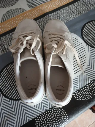 Bambas de piel Pull&Bear Talla 39