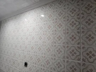 Azulejo antiguo 15x15 decorado floral