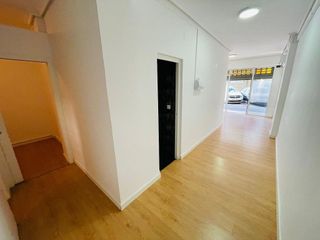 Local comercial en venta en Benalúa en Alicante