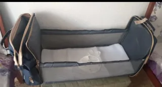 Cuna de viaje portátil