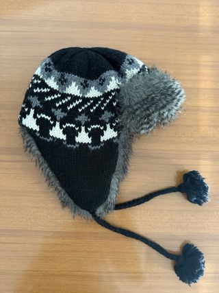 Cappello invernale H&M con paraorecchie