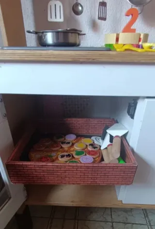 Cocinita Ikea de madera.