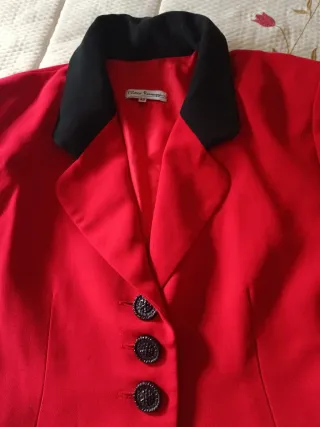 Americana roja fiesta talla 42