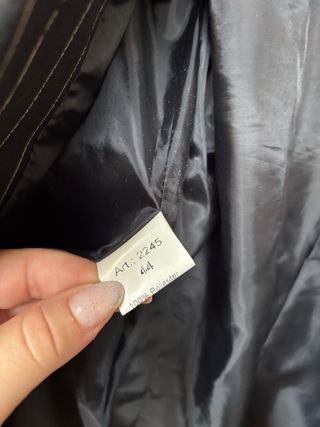 Traje de rayas negro y blanco(conjunto entero)