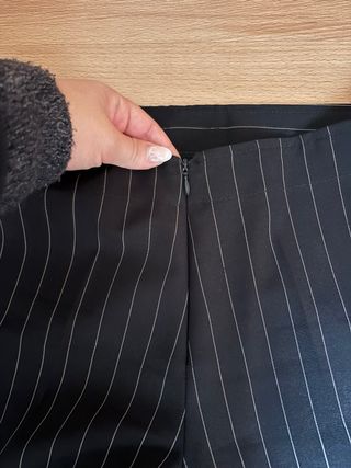 Traje de rayas negro y blanco(conjunto entero)