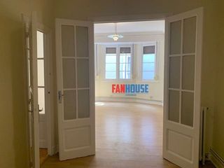 Piso en alquiler en Centro en Gijón