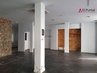 Local comercial en alquiler en Centro - Ayuntamiento en Santander