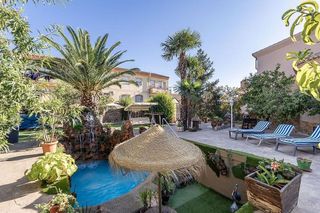 Chalet en venta en Iznalloz