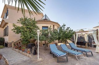 Chalet en venta en Iznalloz