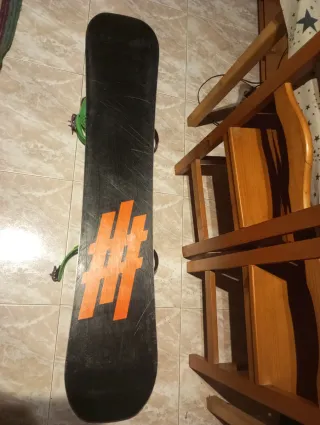 Tabla Snowboard Lobster Parkboard 154 + Fijaciones