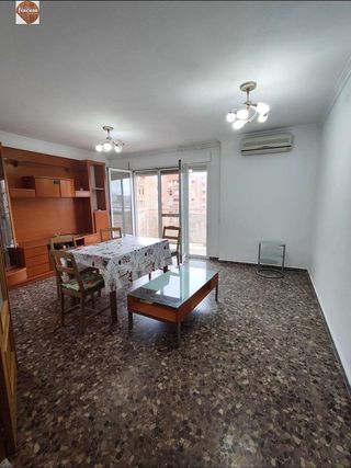 Piso en alquiler en La Malva-rosa en Valencia