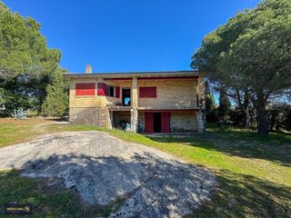 Chalet en venta en Cabanillas de la Sierra