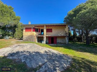 Chalet en venta en Cabanillas de la Sierra