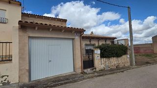 Chalet en venta en Villares del Saz