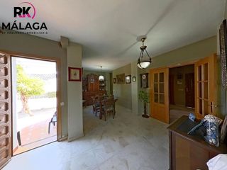 Chalet en venta en Churriana en Málaga