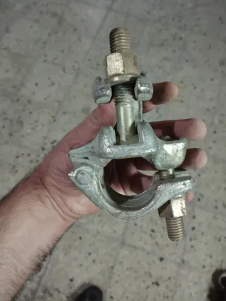 Abrazaderas para andamio (bridas)