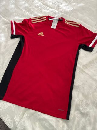 Maglia sportiva Adidas manica corta rossa e nera