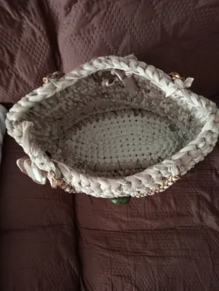 Borsa fatta a mano beige marrone e verde finiture