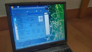 Portátil Retro Pentium III 850Mhz FUNCIONANDO OK