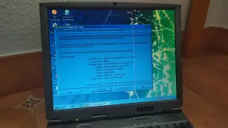 Portátil Retro Pentium III 850Mhz FUNCIONANDO OK