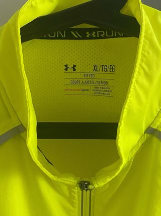 Chubasquero Under Armour Amarillo XL
