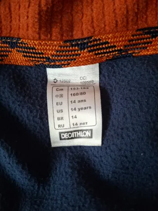 Chubasquero Quechua azul y naranja