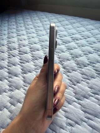 iPhone 15 Pro 128GB Plata Usado