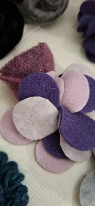 Spille lana feltro velluto fiori